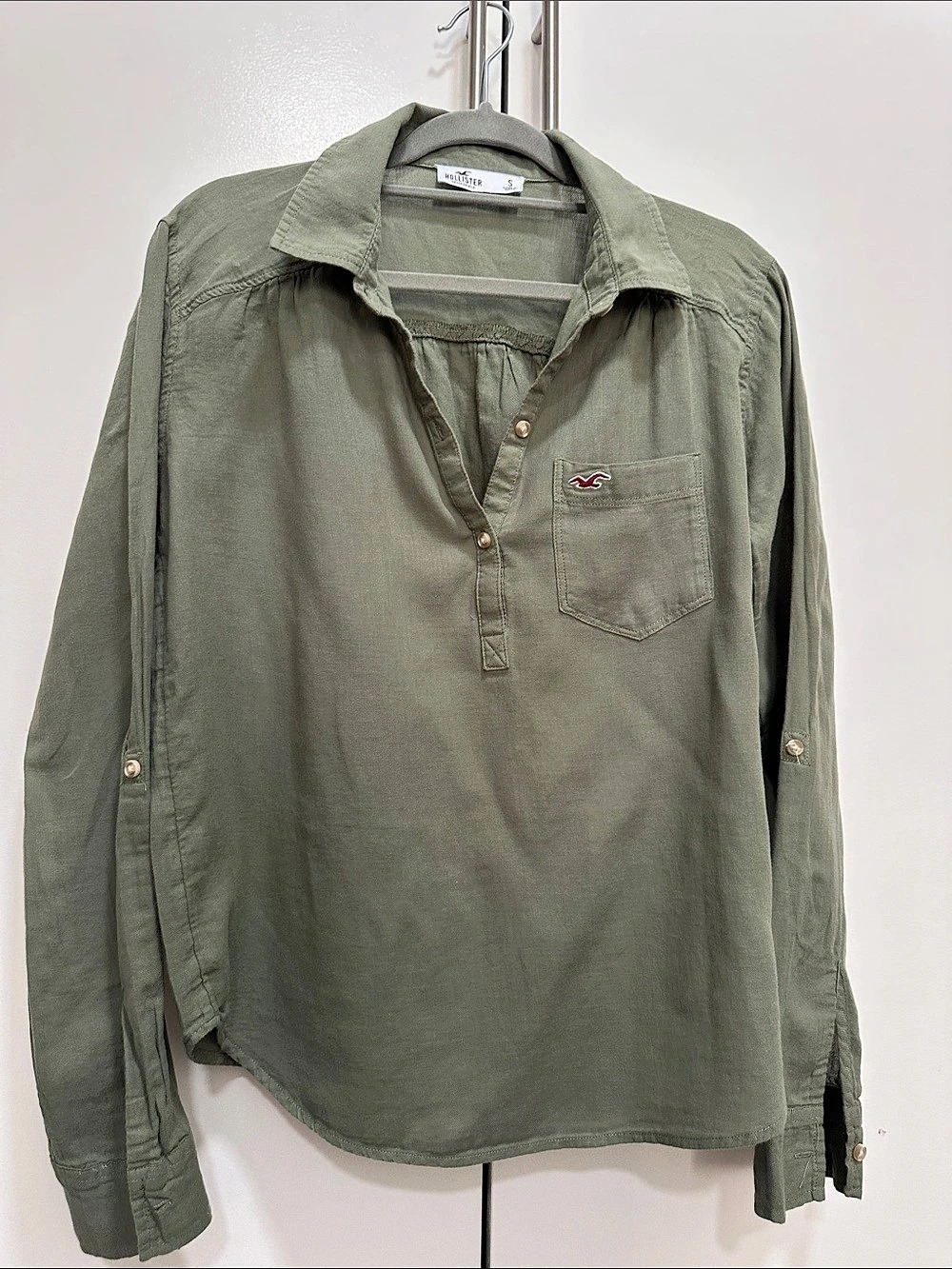 Hollister Olive Button Down Shirt Size Small